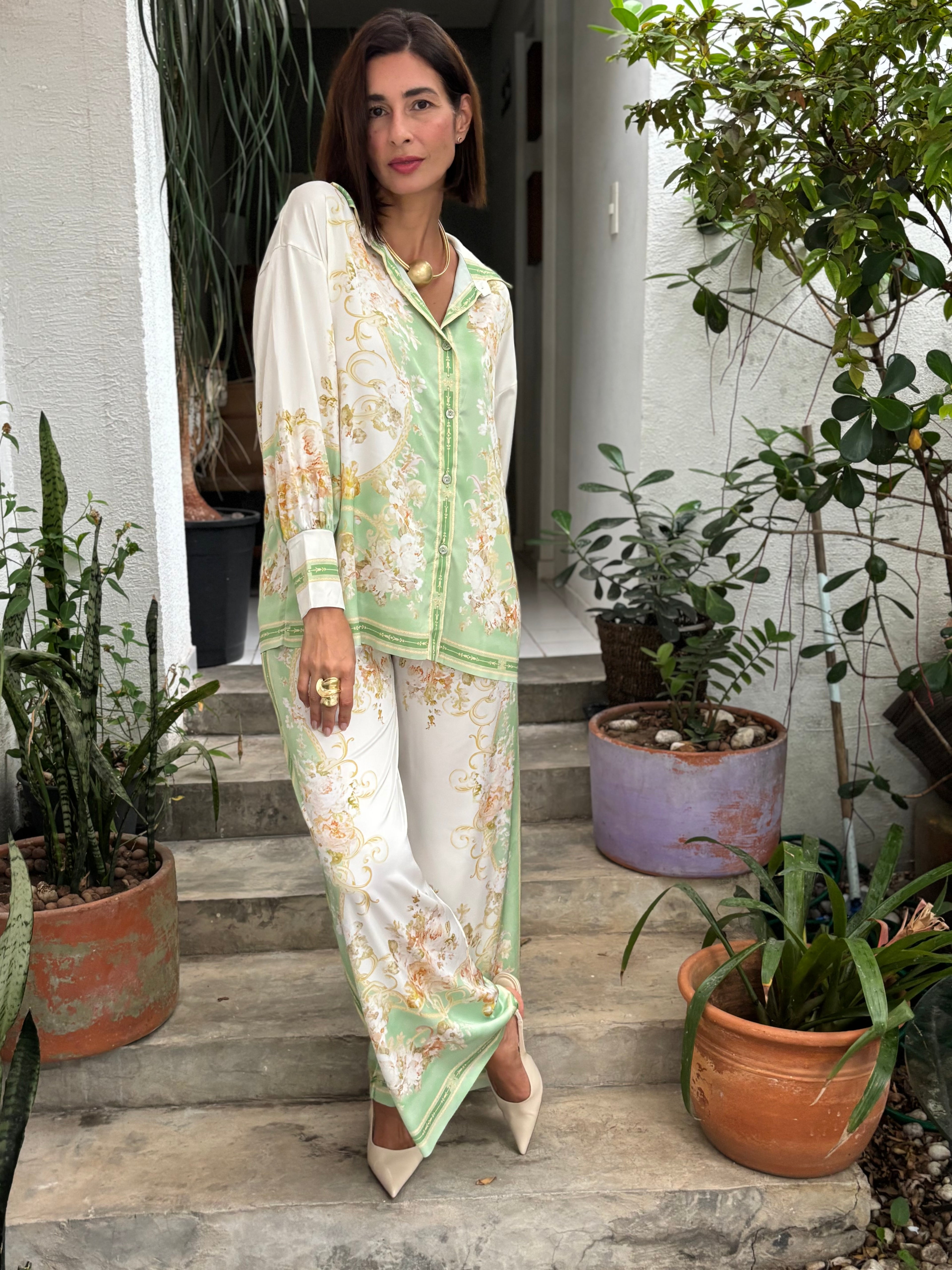 CONJUNTO CALOGERA