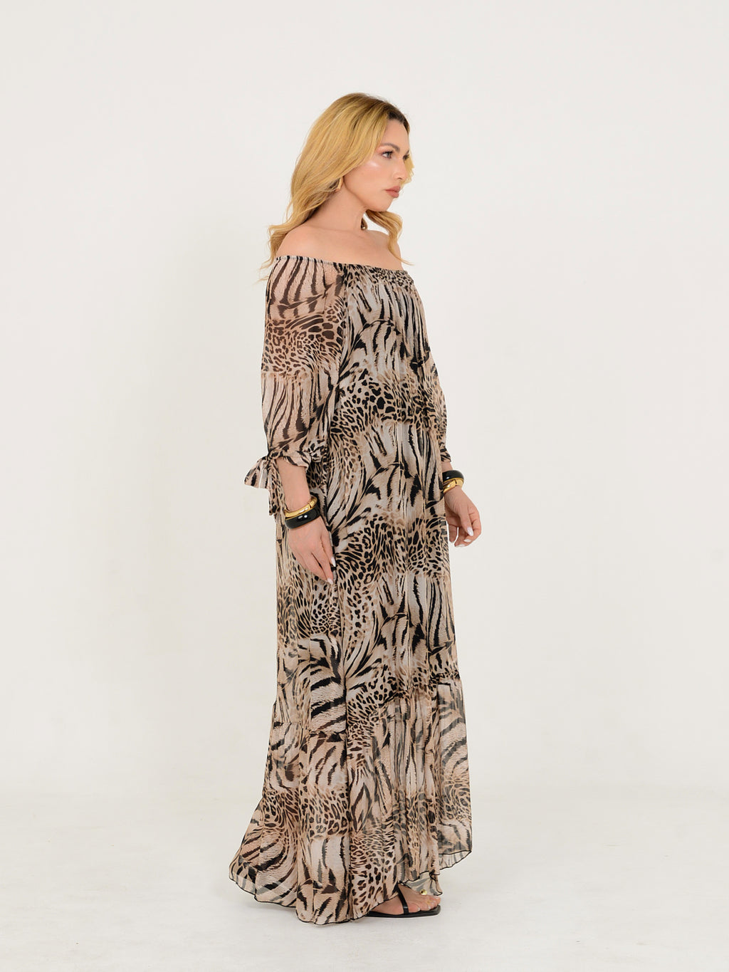 Vestido Allegra em tecido italiano com viscose e seda, caimento elegante e toque de sofisticação