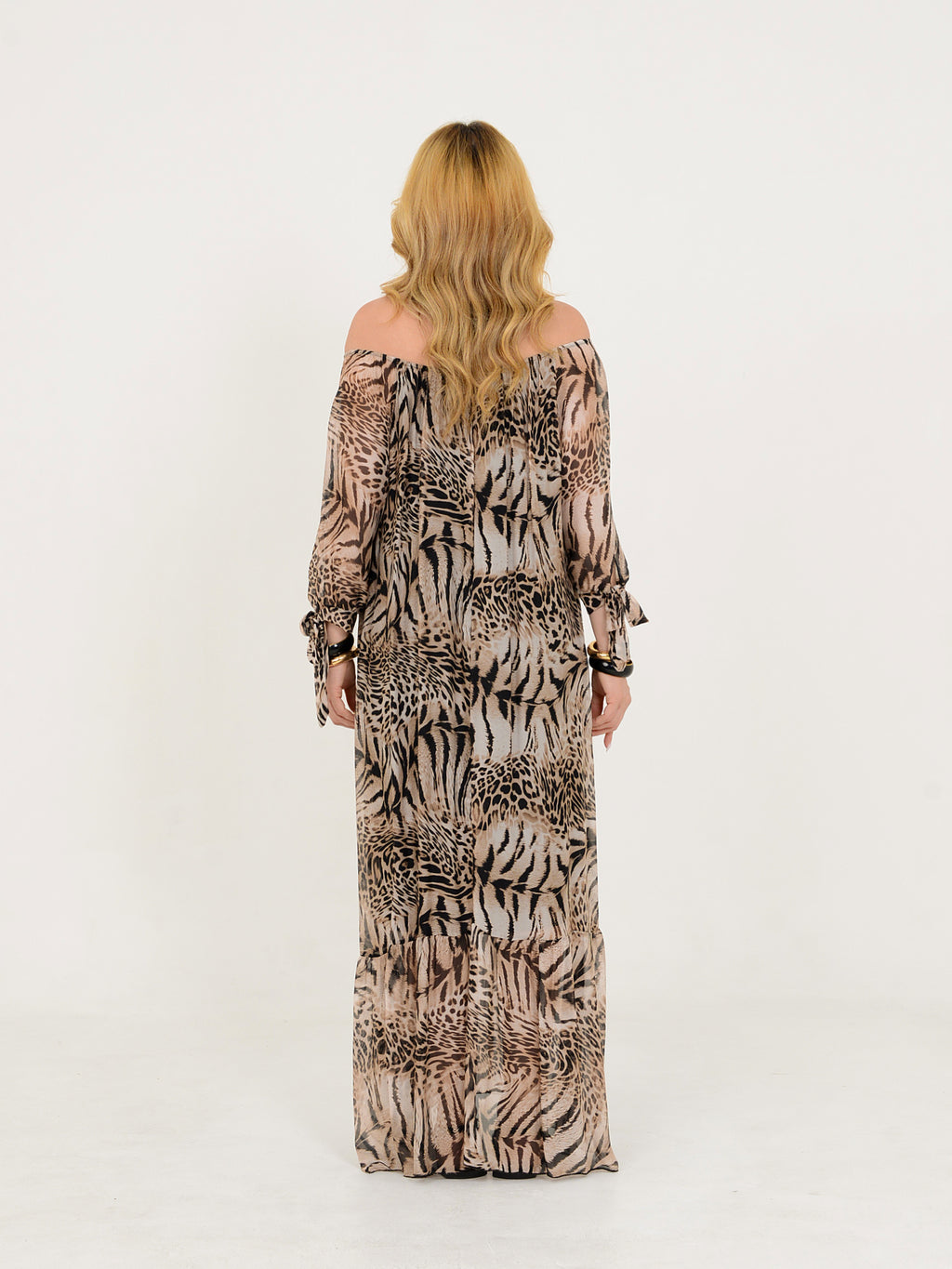 Vestido Allegra em tecido italiano com viscose e seda, caimento elegante e toque de sofisticação